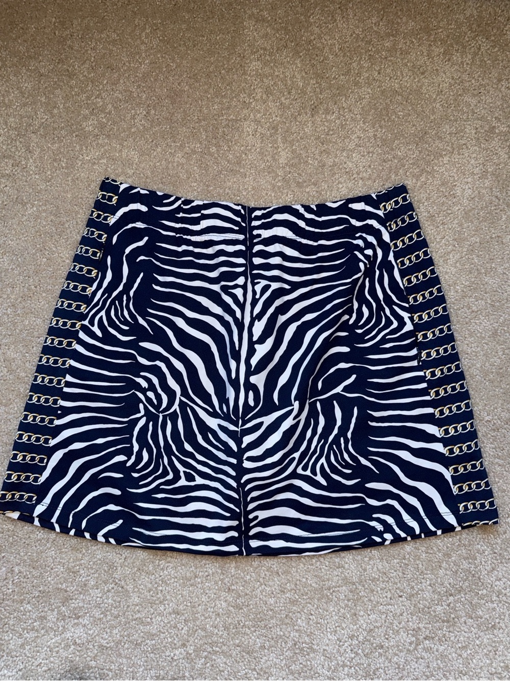 J McLaughlin Zebra Skort with Chain Side Detail - Navy & White, Size Medium